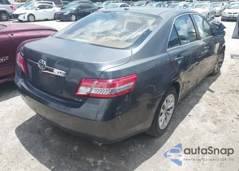 2010 Toyota Camry Xle V6 z USA, uszkodzony, nr VIN 4T1BK3EKXAU112728